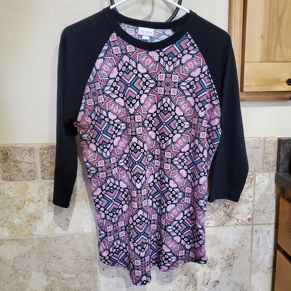LuLaRoe Sloan Top Size Med Black Sleeves